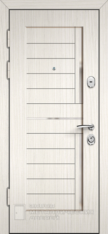 Фото «Белая дверь №24» в Коломне